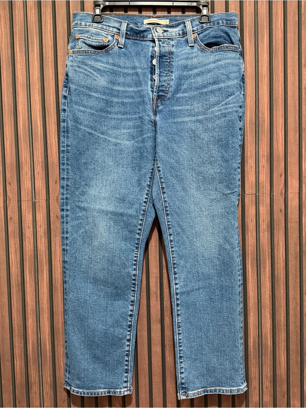 Levi’s Wedgie Straight High Rise Jeans Size 32 Medium Wash